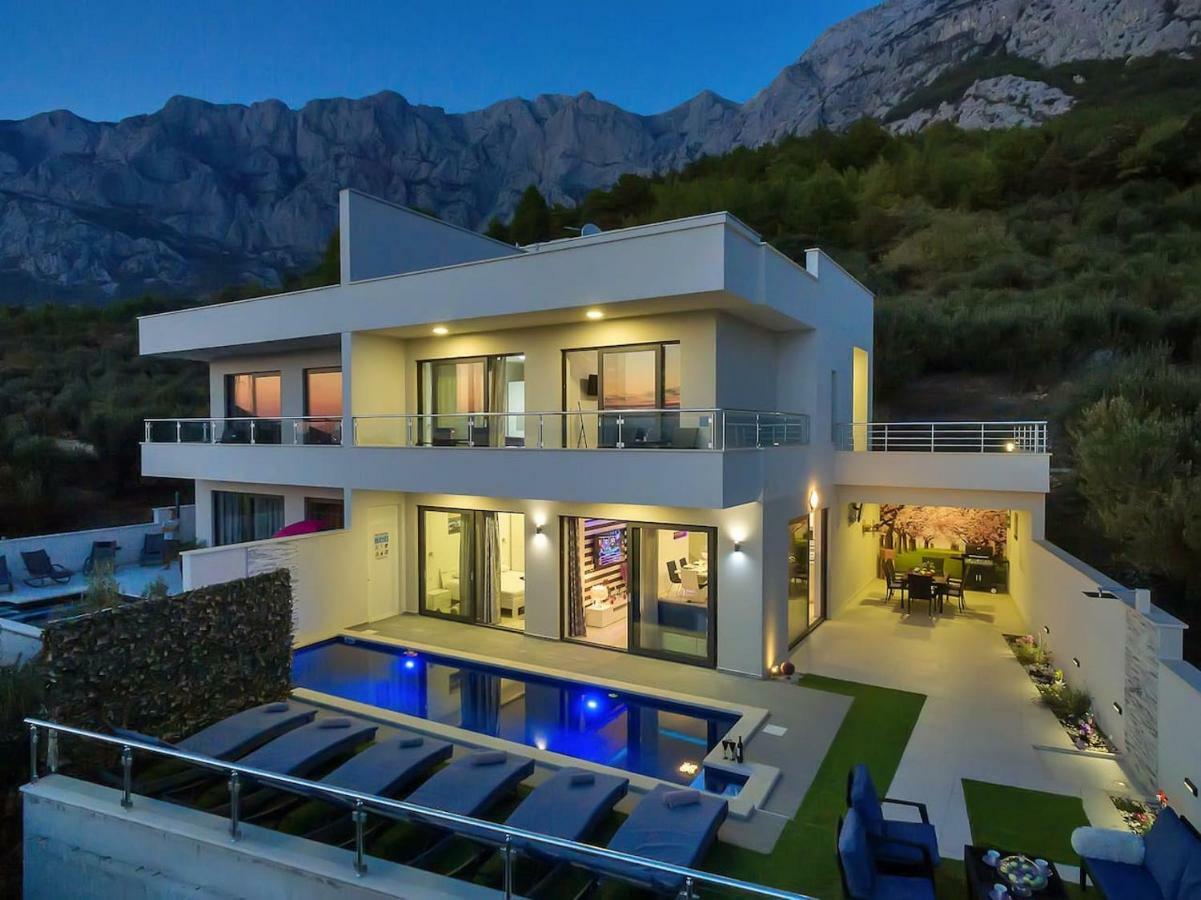 Nera * Makarska